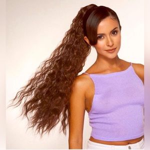 NWOT UNWORN INH Shayla 26” Ponytail Extension in Chocolate Brown